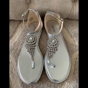 NINE WEST JEWELED SANDALS